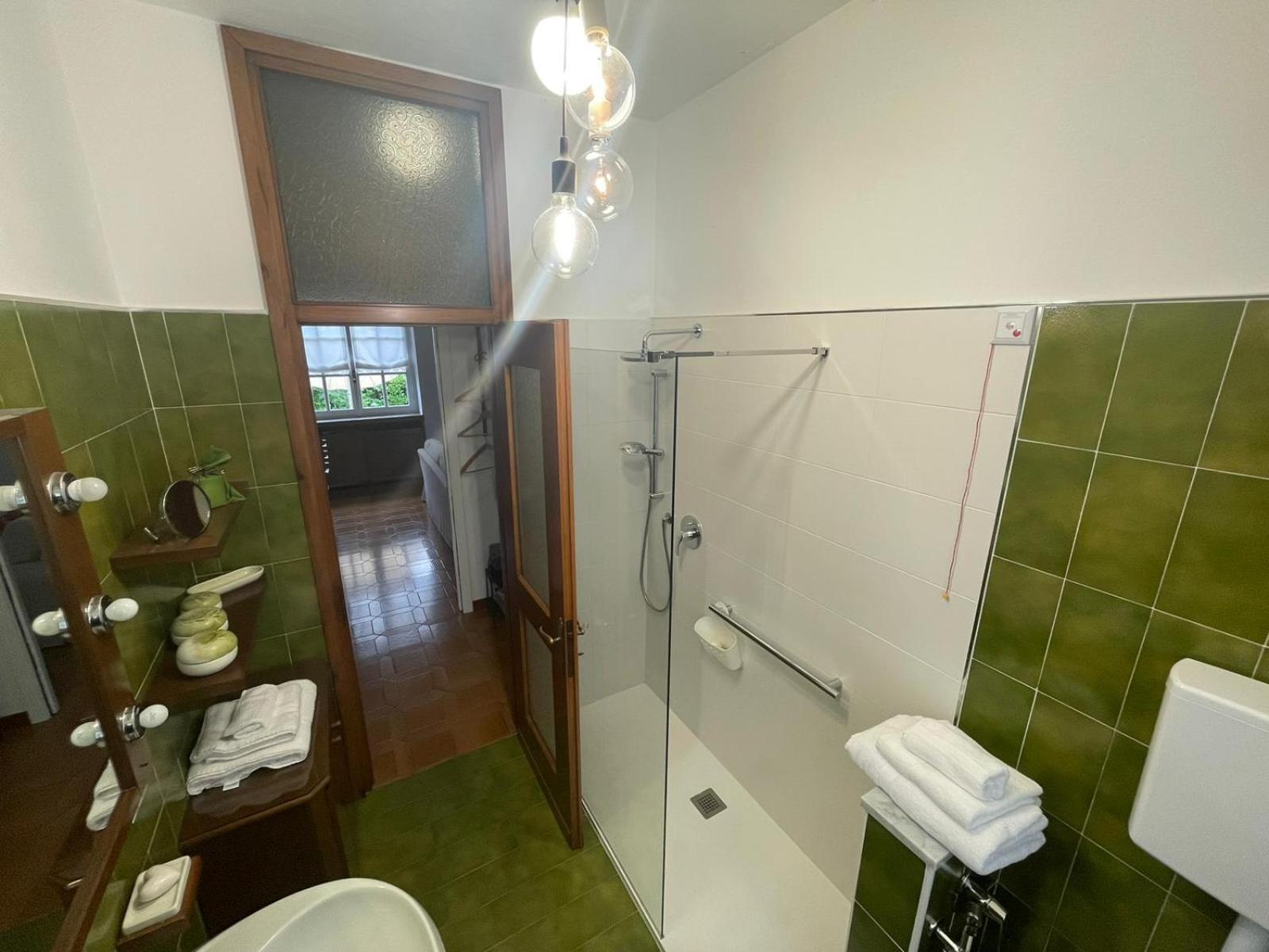B&B Marilena Guanzate Εξωτερικό φωτογραφία
