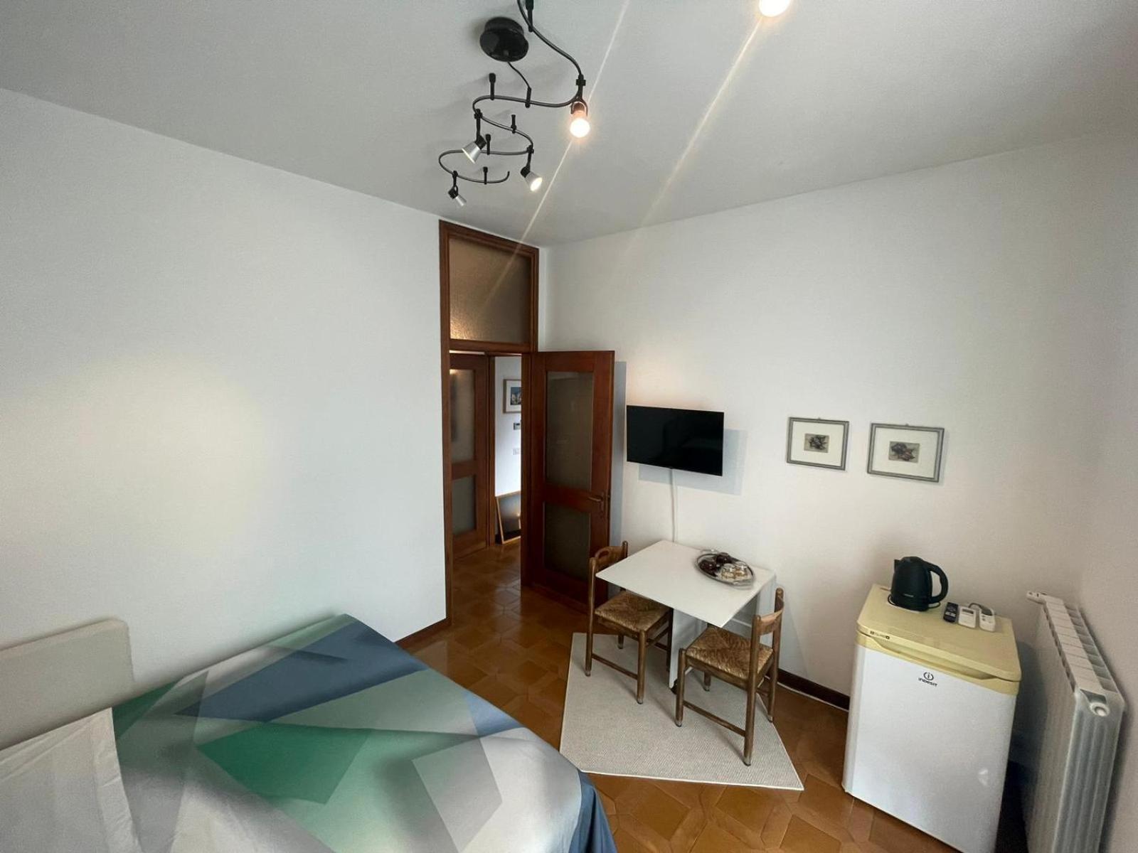 B&B Marilena Guanzate Εξωτερικό φωτογραφία
