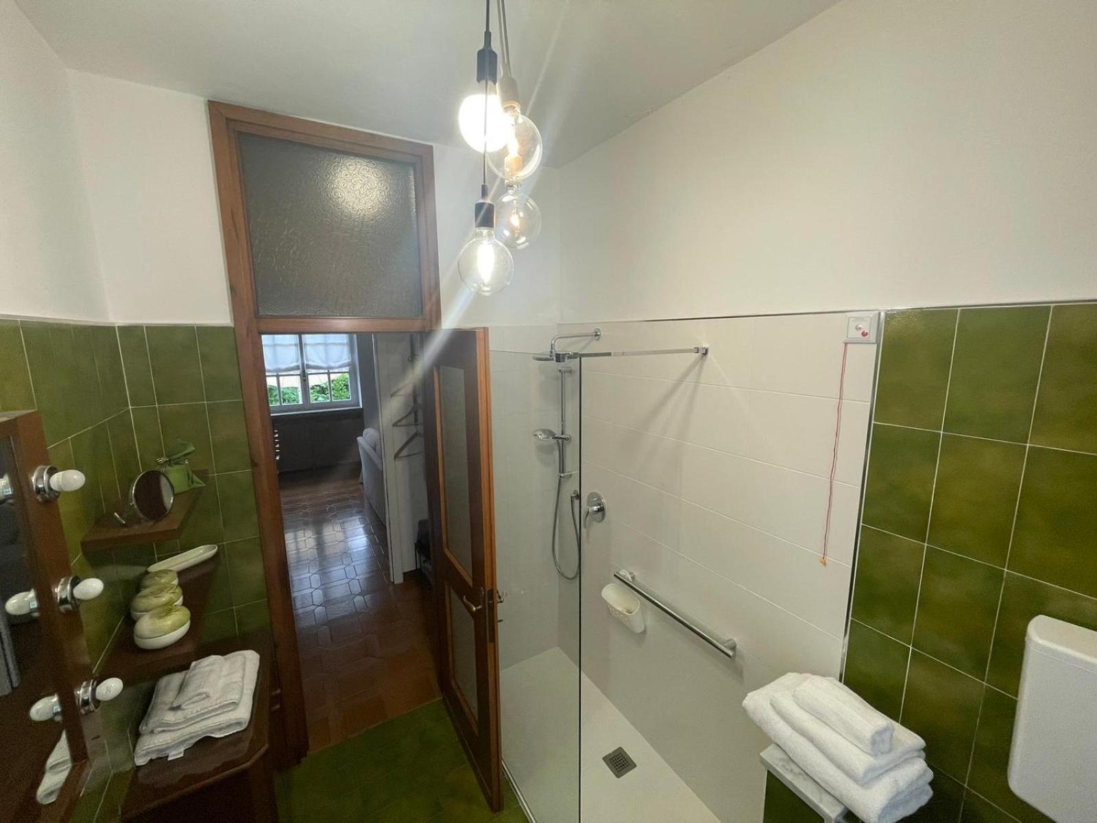 B&B Marilena Guanzate Εξωτερικό φωτογραφία